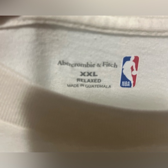 A&F NBA LAKERS Western Conference Short Sleeve Like New Tee * See Measurements - Picture 4 of 11